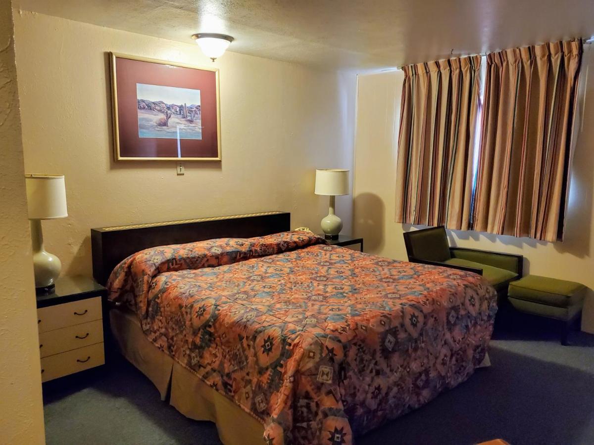 Motel Sands 2*
